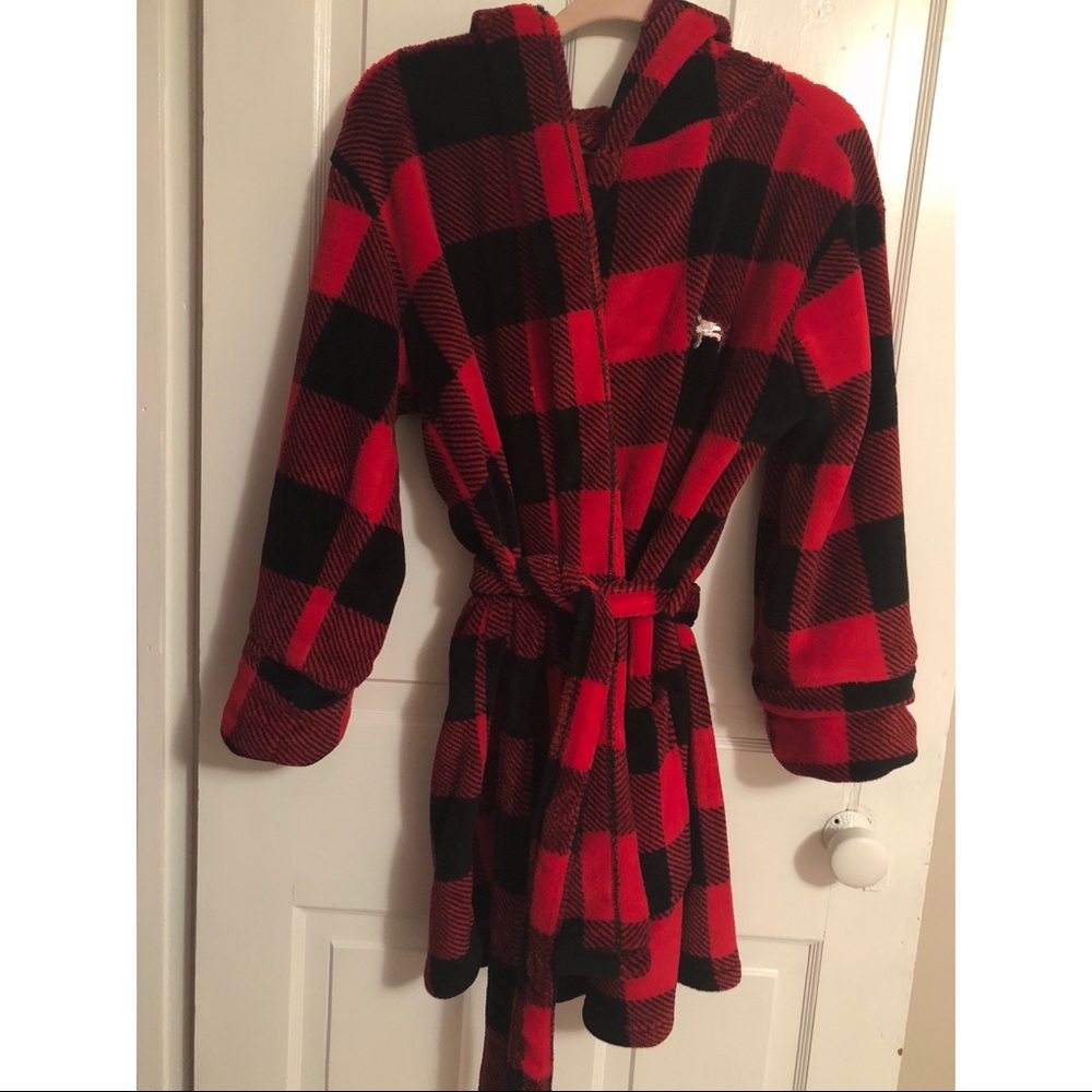 Victorias Secret Pink Robe